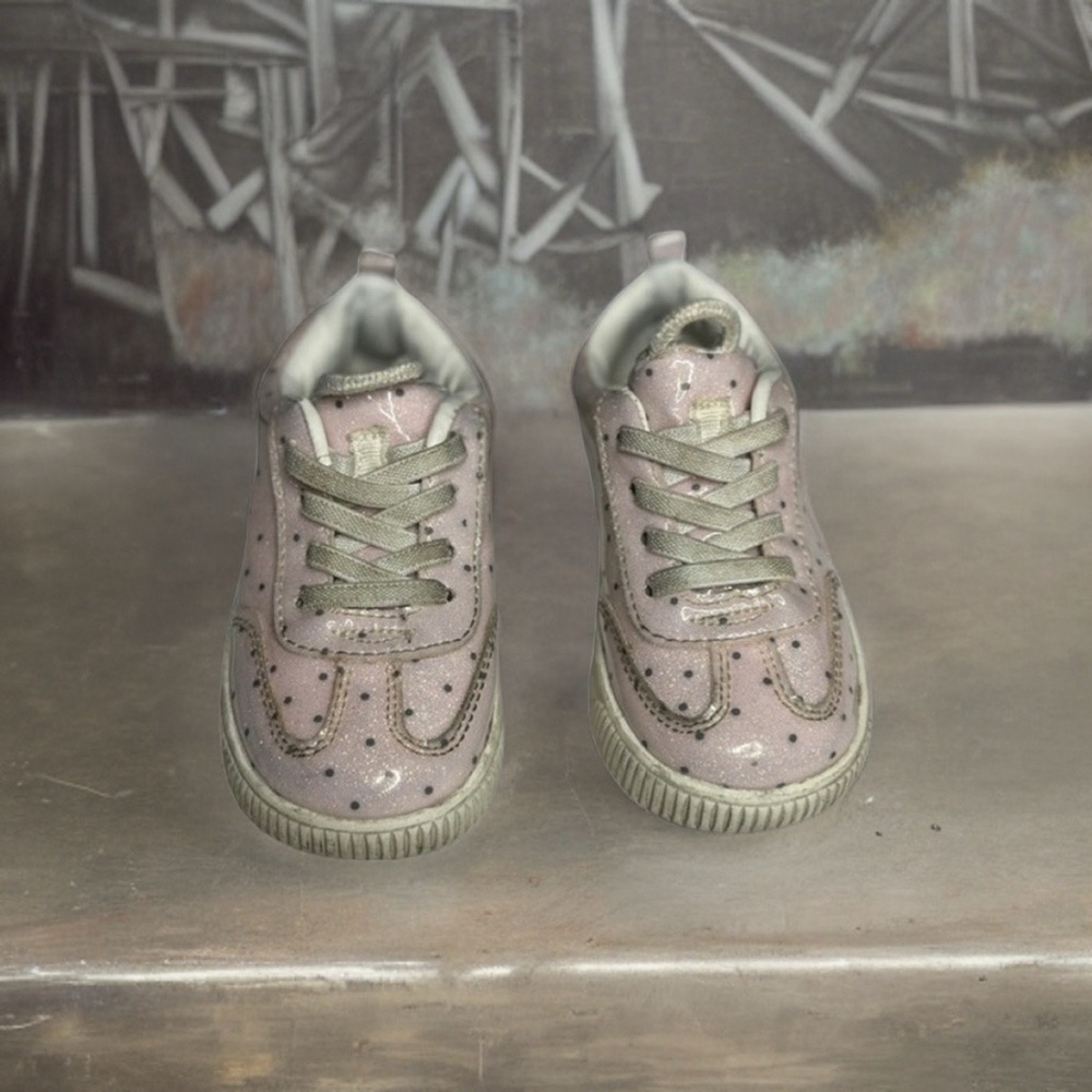 Carter’s toddler pink polka dot sneakers Size 7